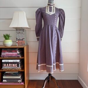 Vintage Gunne Sax Floral Print Prairie Dress with Polka Dot Trim size 7